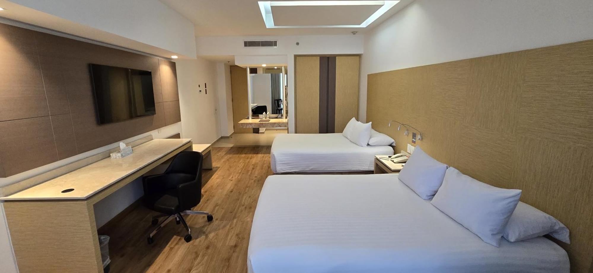 Ramada By Wyndham Mexico City Santa Fe 외부 사진